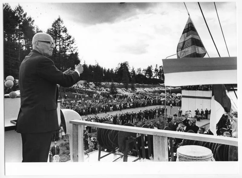 Urho Kekkonen toimi Suomen tasavallan presidenttinä neljä kautta.